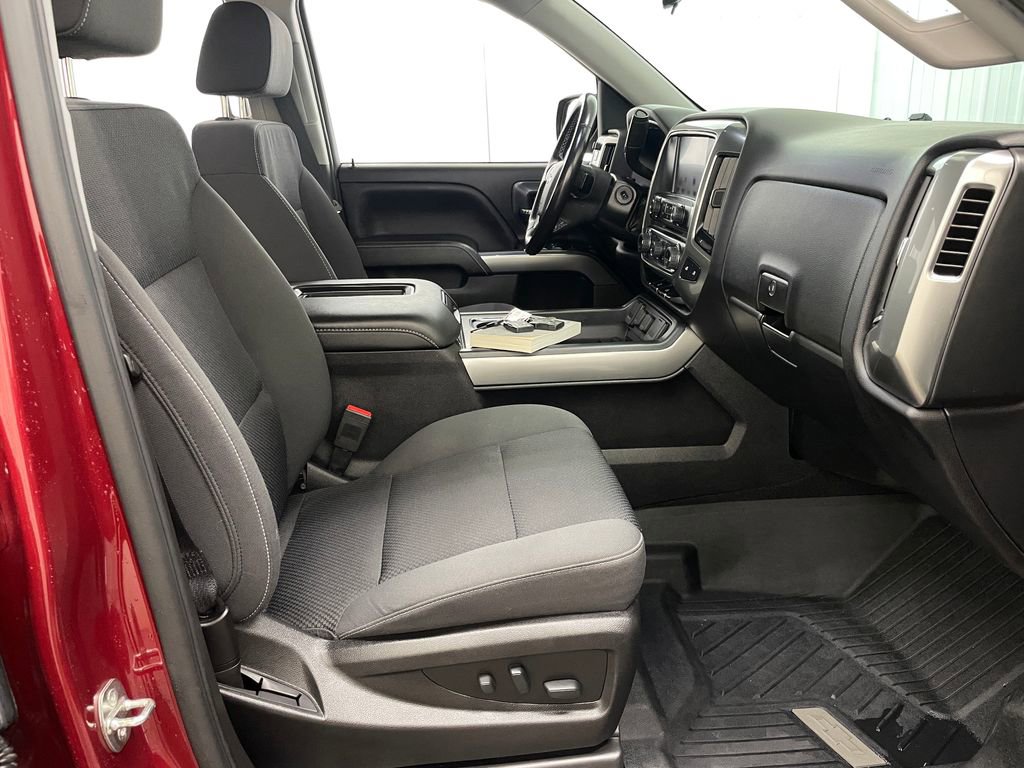 Used 2018 Chevrolet Silverado 1500 LT w/ All Star Edition image 36