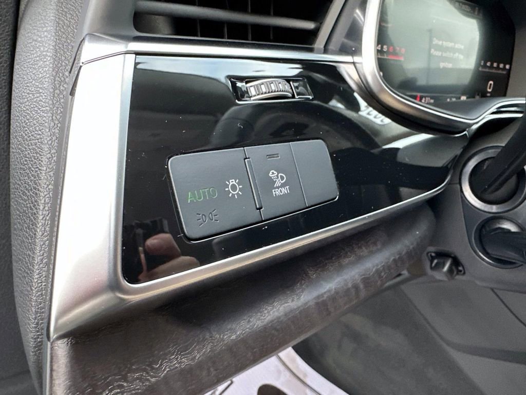Certified 2025 Audi Q8 Premium Plus w/ Premium Plus Package image 15