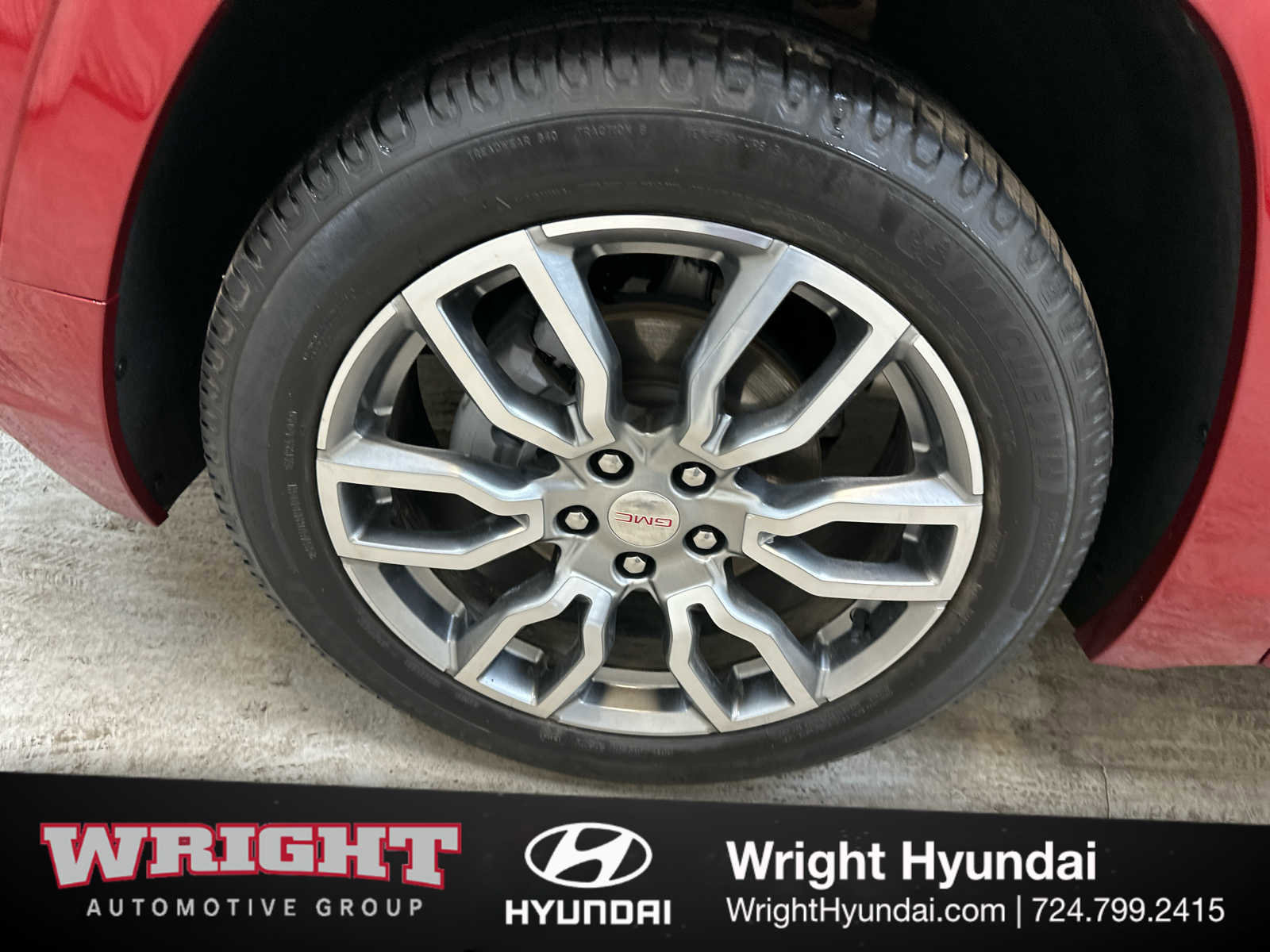 Used 2023 GMC Terrain Denali w/ Denali Premium Package image 8