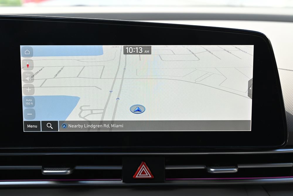 Used 2024 Hyundai Elantra Blue FWD image 16