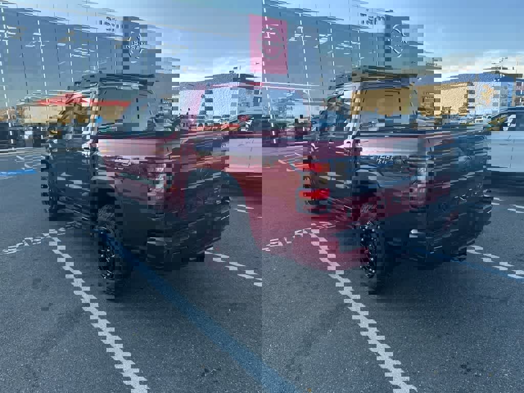 New 2025 Nissan Frontier PRO-4X w/ Pro Convenience Package image 7