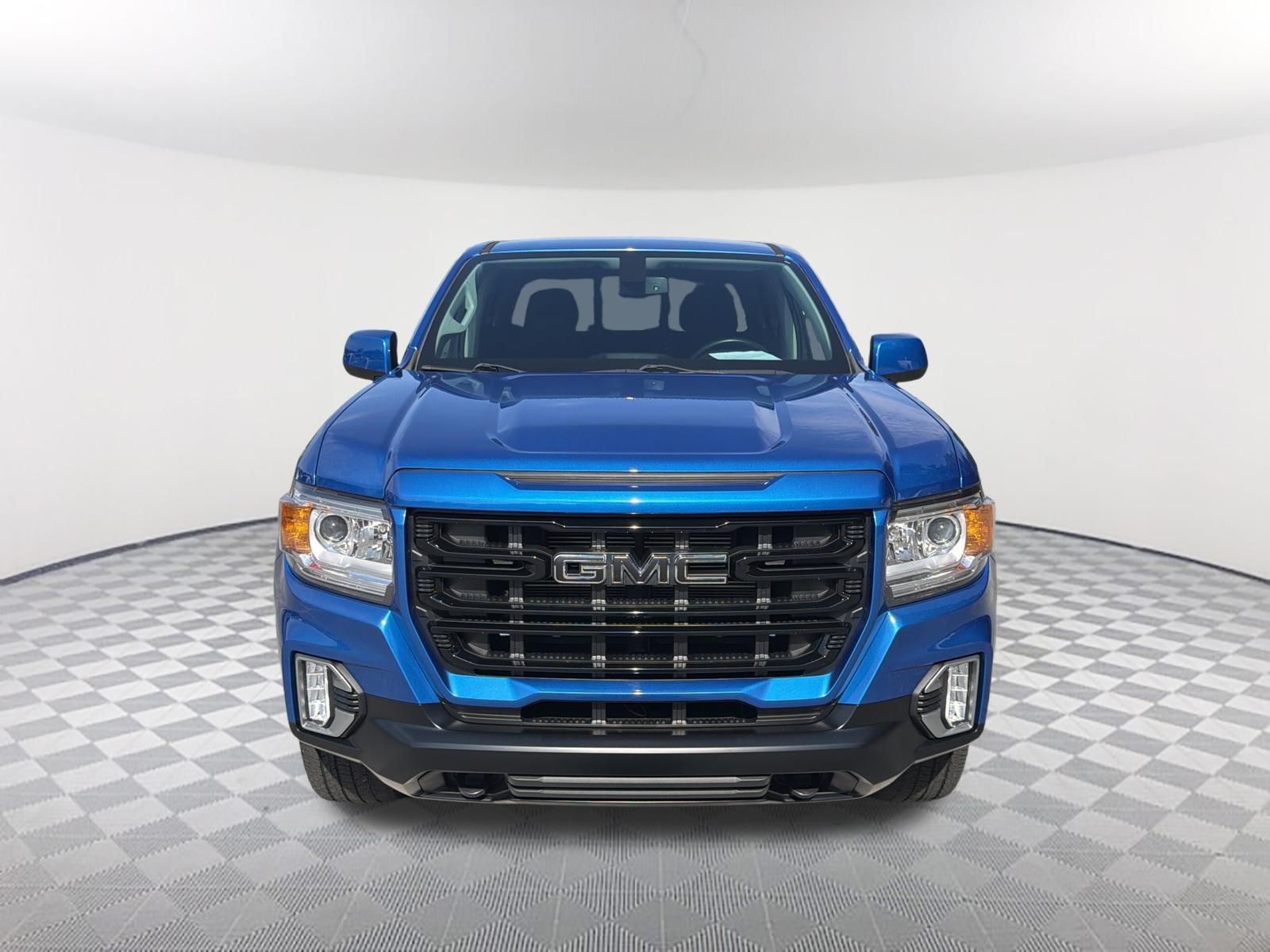 Certified 2022 GMC Canyon Elevation w/ Trailering Package RWD image 2