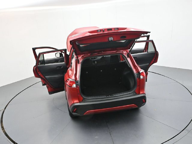 Used 2023 Toyota Corolla Cross LE FWD image 58