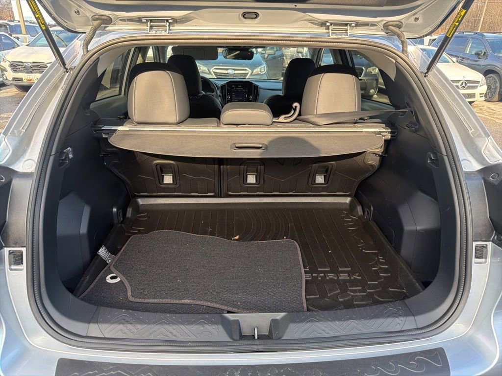 Used 2025 Subaru Crosstrek 2.5i Limited w/ Crosstrek Mirror Package image 7