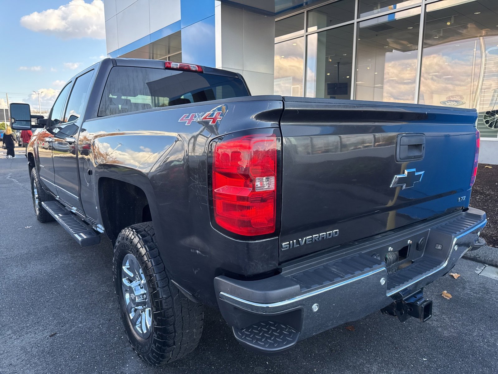 Used 2016 Chevrolet Silverado 2500 LTZ w/ LTZ Plus Package image 8