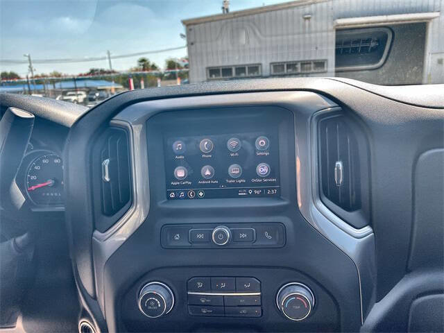 Used 2024 Chevrolet Silverado 1500 Custom image 13