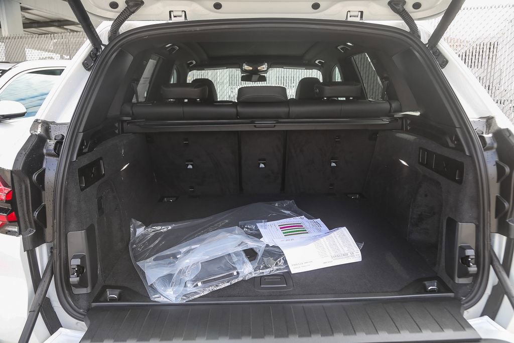 New 2026 BMW X5 sDrive40i w/ Parking Assistance Package RWD image 22