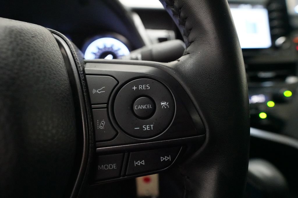 Used 2024 Toyota Camry SE FWD image 18