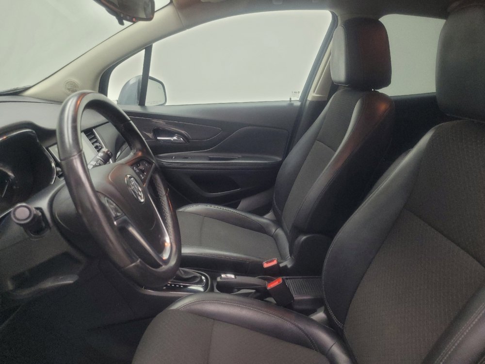 Used 2020 Buick Encore Preferred w/ Safety Package FWD image 17