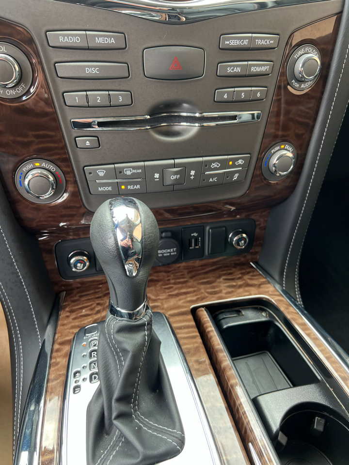 Used 2020 Nissan Armada Platinum w/ Captain's Chairs Package image 29