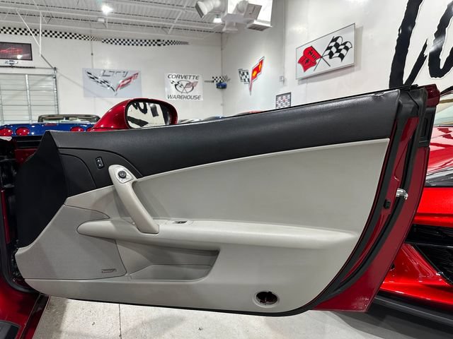 Used 2009 Chevrolet Corvette Coupe w/ Preferred Equipment Group RWD image 15