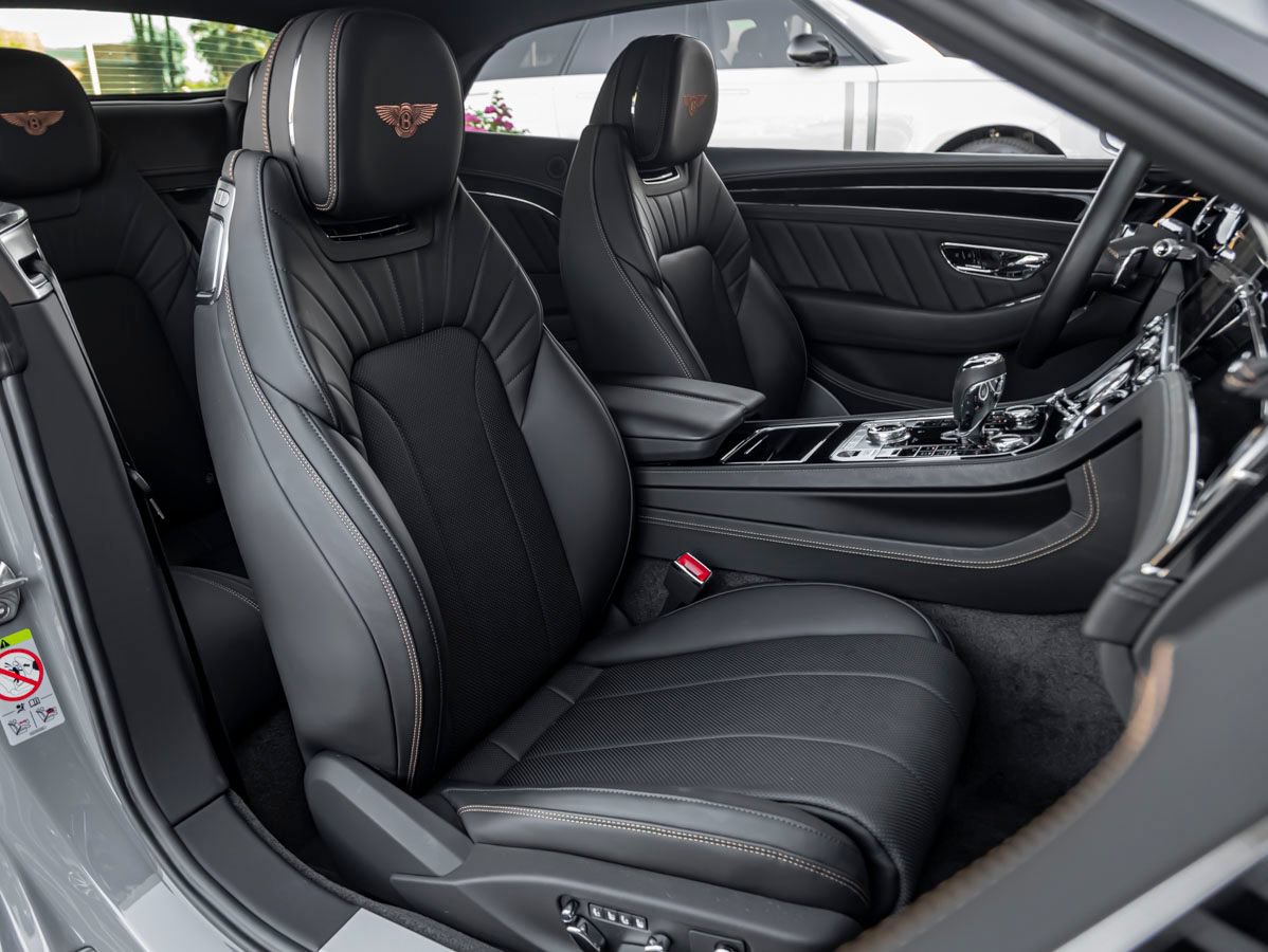 Certified 2024 Bentley Continental GT AWD/4WD image 31