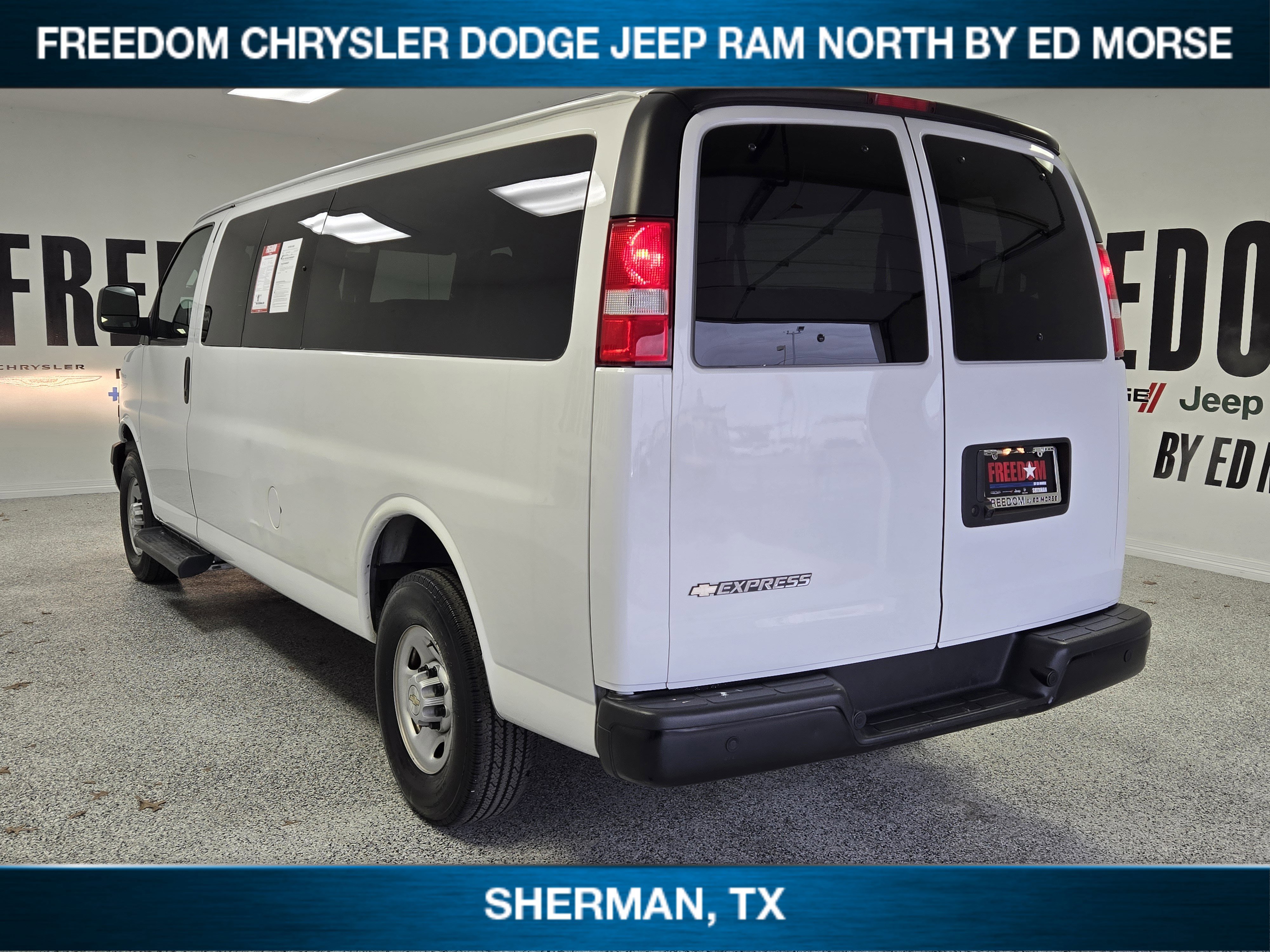 Used 2023 Chevrolet Express 3500 LS image 4