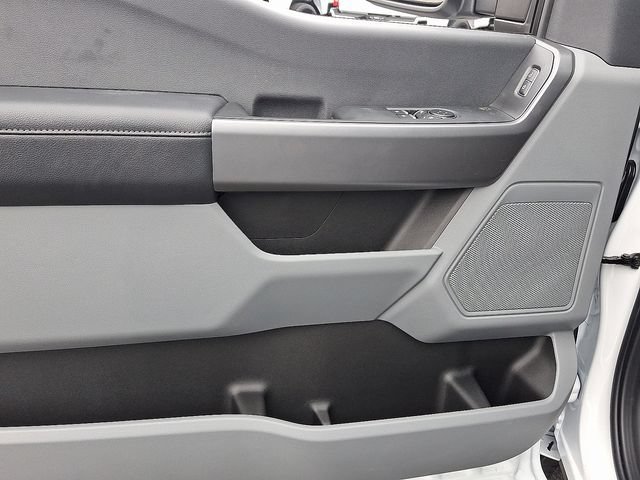 New 2025 Ford F350 XL w/ STX Appearance Package AWD/4WD image 8