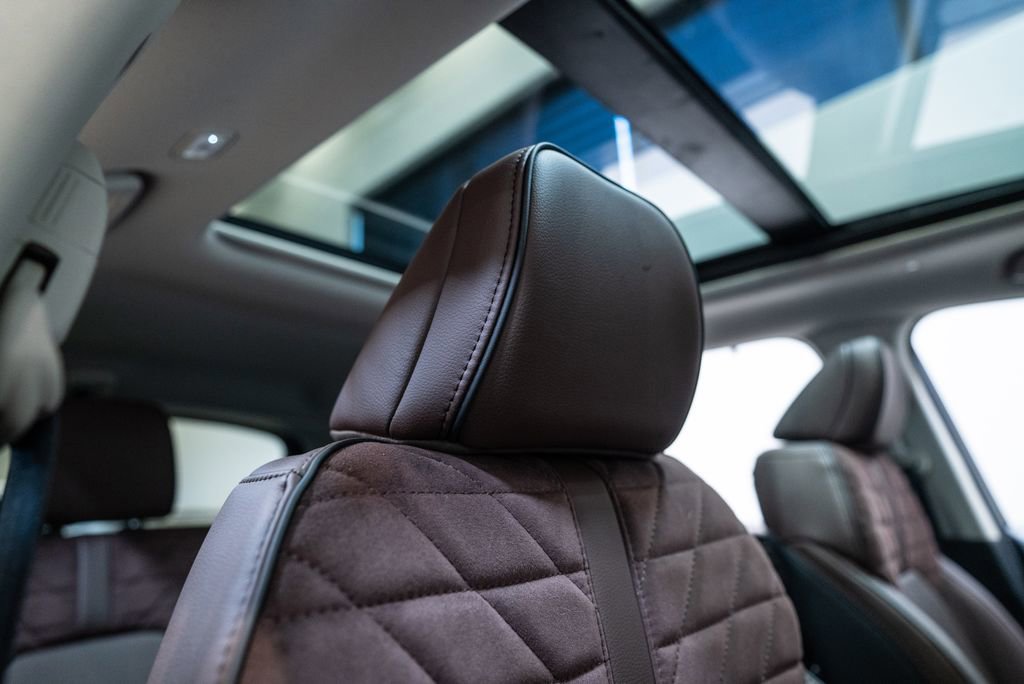 Used 2026 Honda Pilot Elite image 16