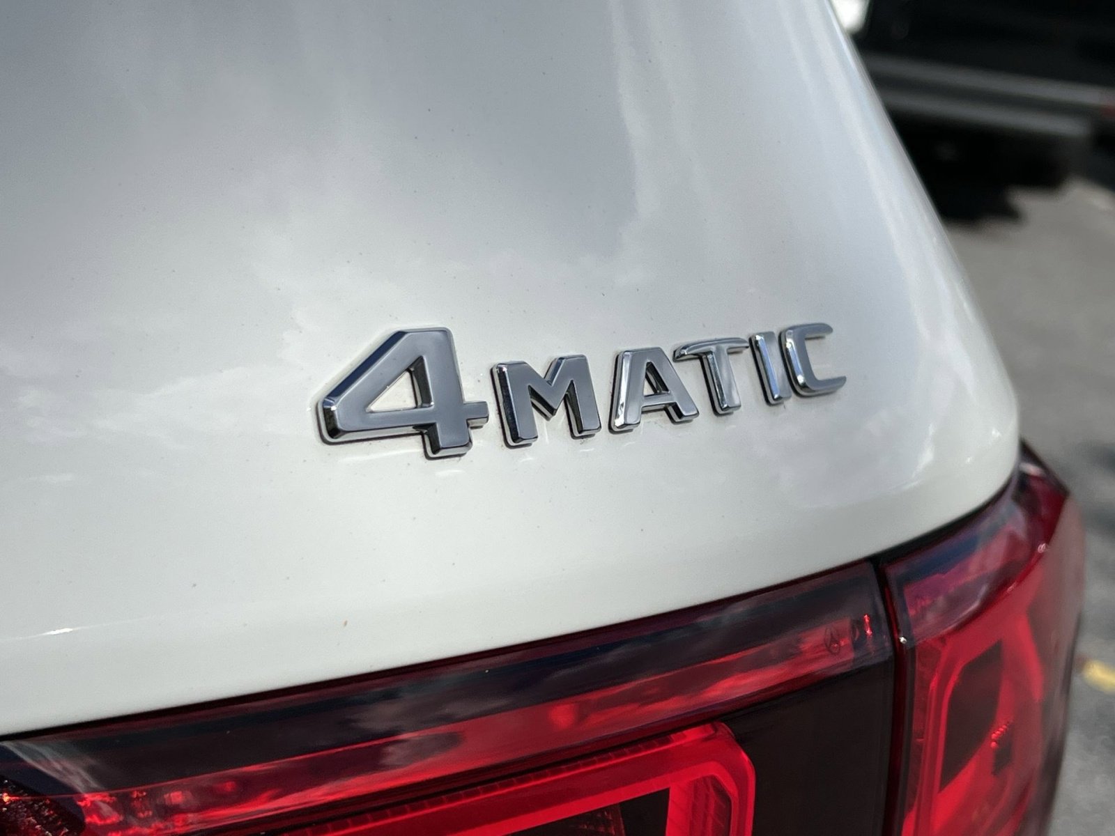 Certified 2022 Mercedes-Benz GLB 250 4MATIC image 27