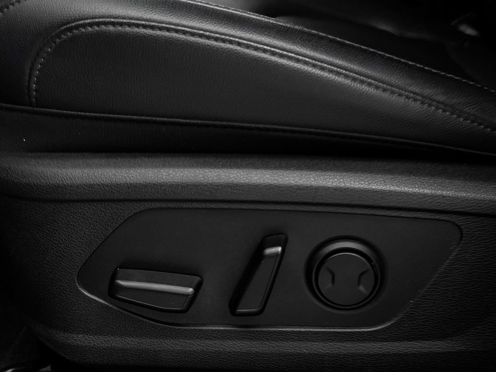 Certified 2023 Kia Sportage EX FWD image 28