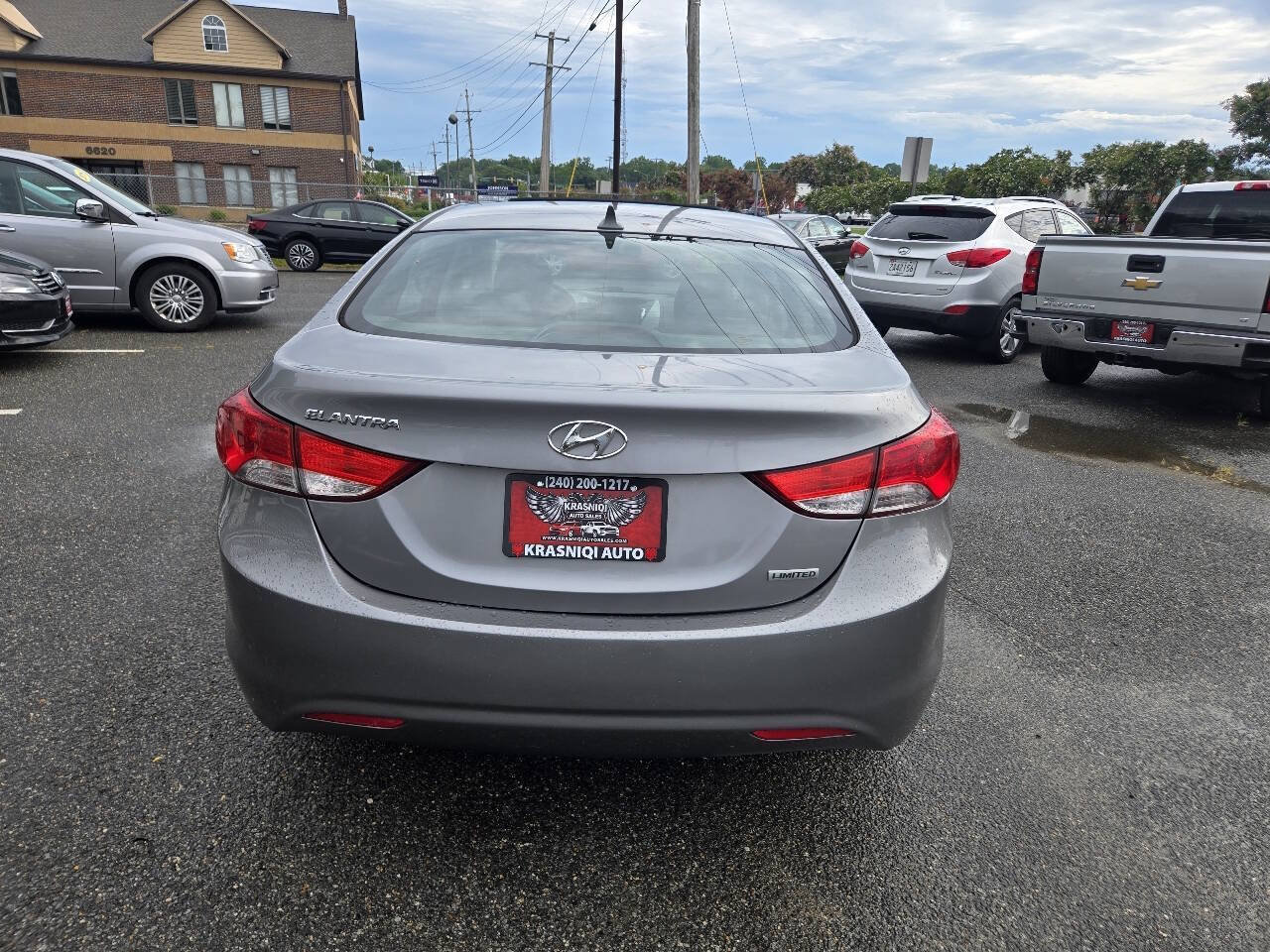 Used 2012 Hyundai Elantra Limited FWD image 8