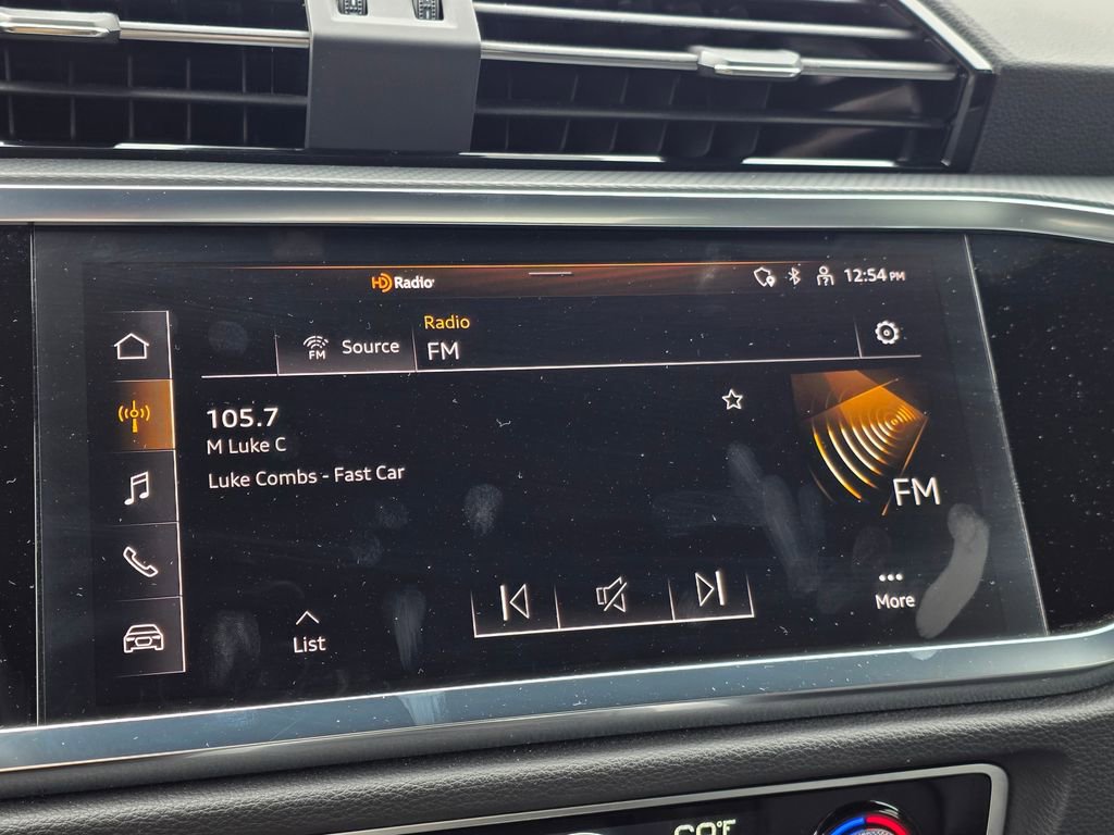 Used 2024 Audi Q3 2.0T Premium AWD/4WD image 16