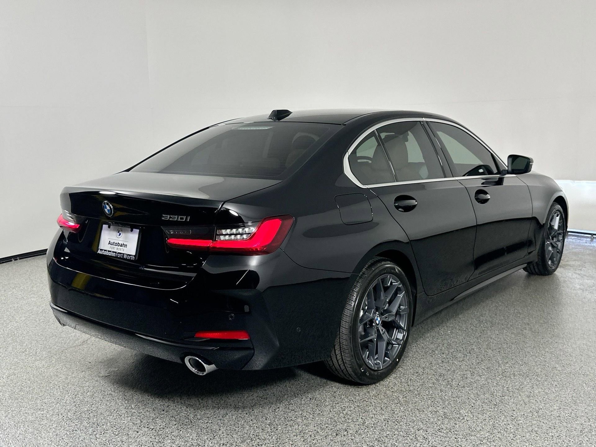 Used 2025 BMW 330i 330i w/ Convenience Package image 5