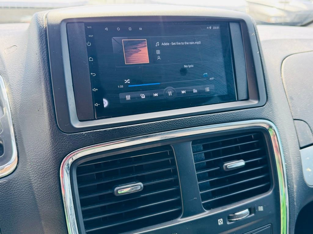 Used 2019 Dodge Grand Caravan GT image 18