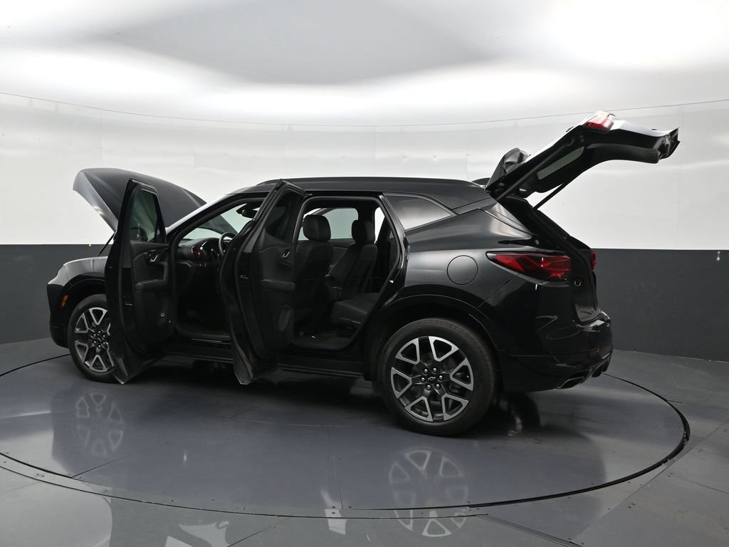 Used 2024 Chevrolet Blazer RS w/ Enhanced Convenience Package FWD image 31