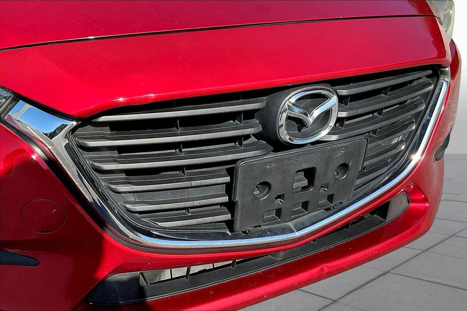 Used 2018 MAZDA MAZDA3 Touring FWD image 29