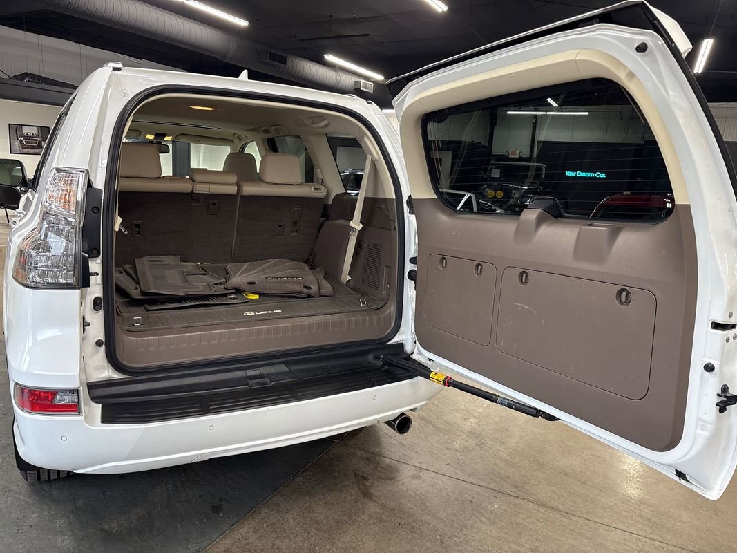 Used 2018 Lexus GX 460 image 50