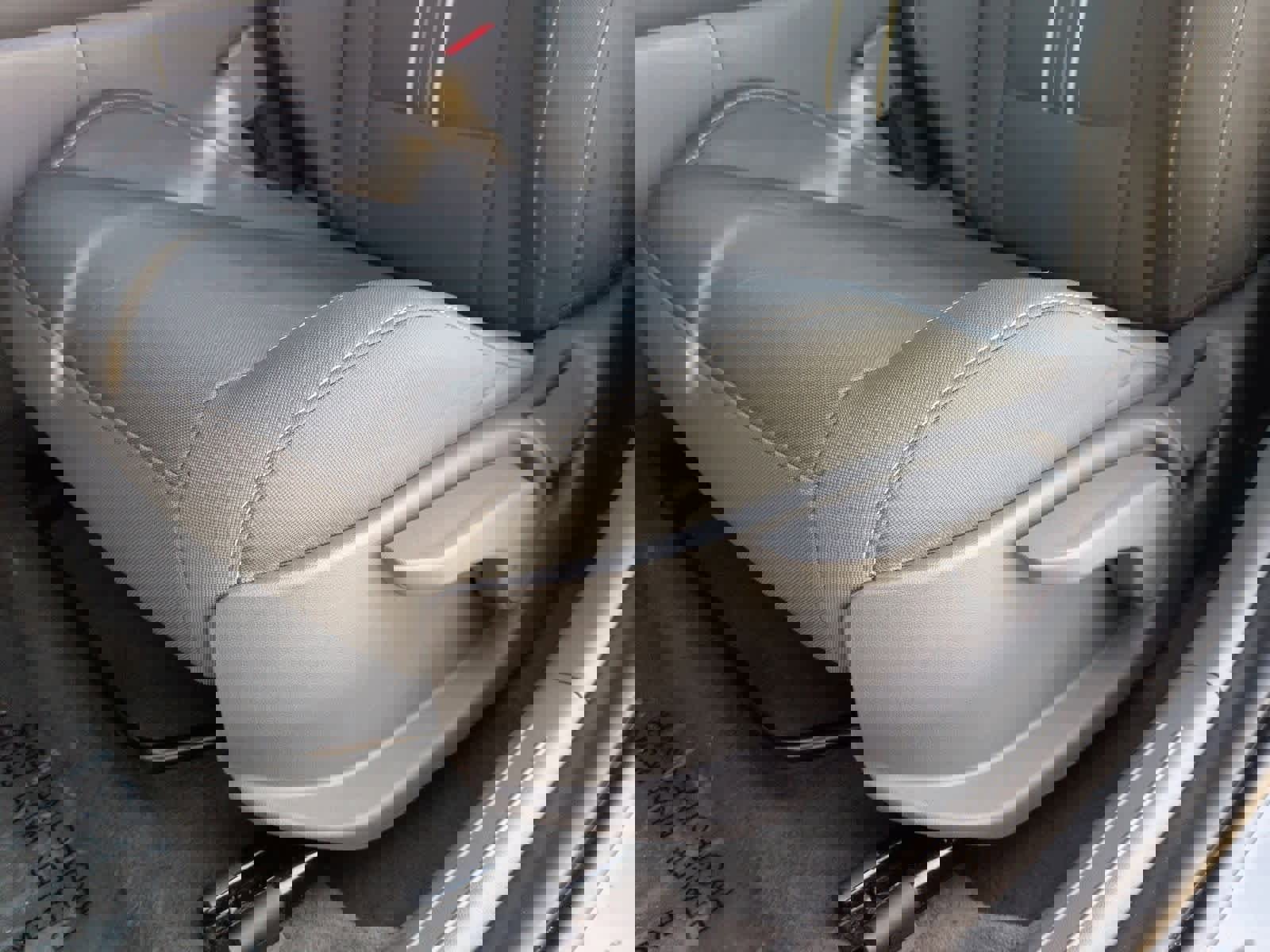 Used 2023 Hyundai Elantra SEL w/ Convenience Package image 18