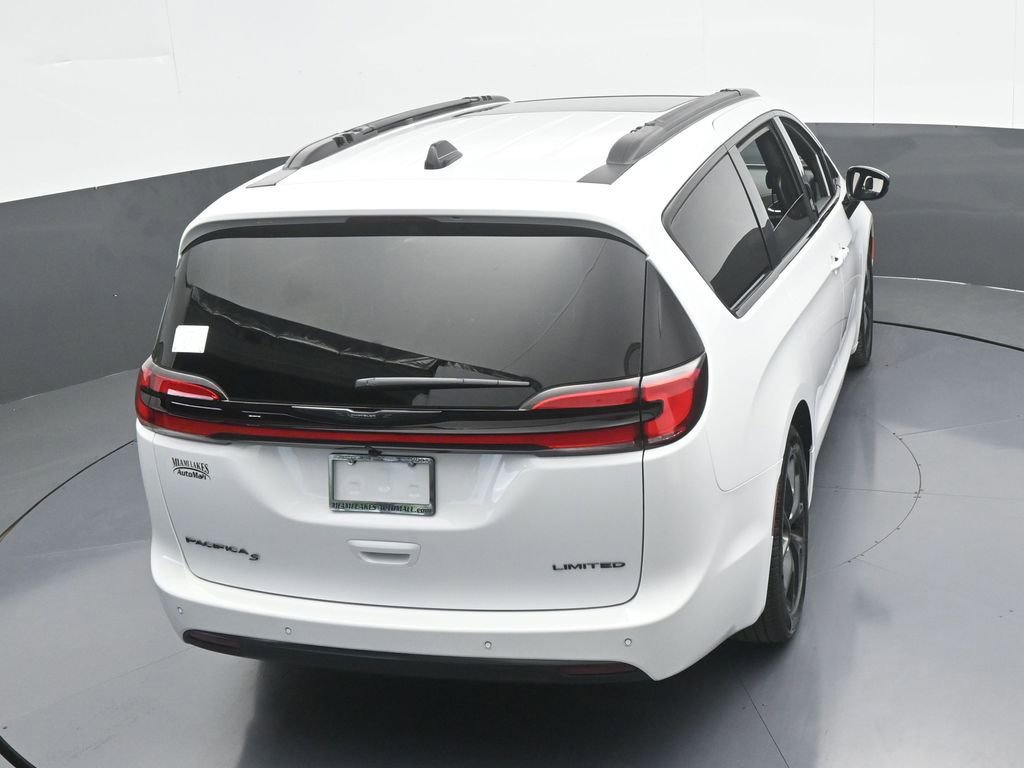 New 2026 Chrysler Pacifica Limited w/ S Appearance Package image 45