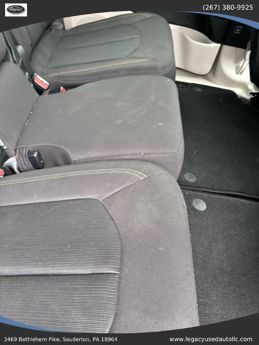 Used 2018 Chrysler Pacifica Touring Plus w/ Tire & Wheel Group image 26