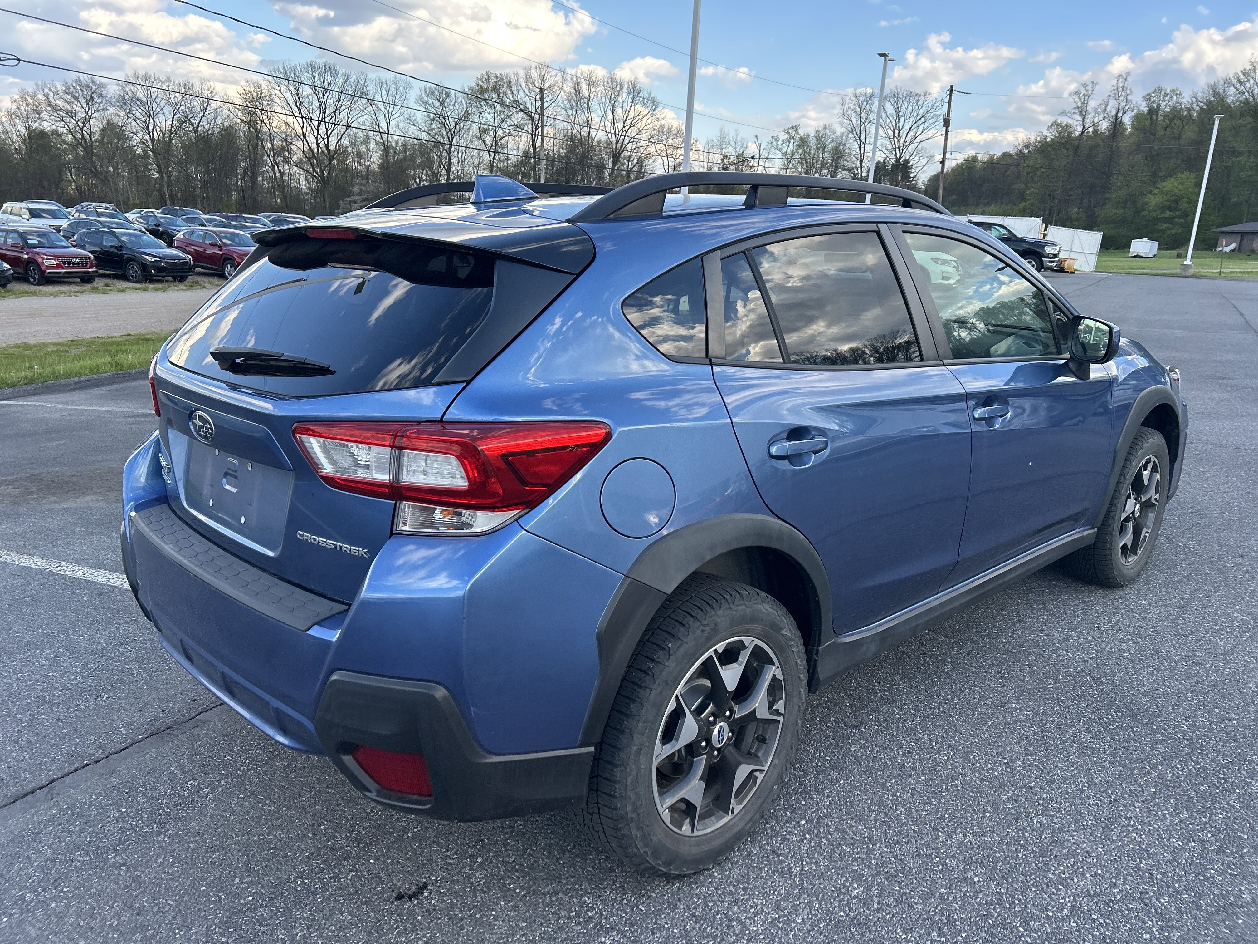Used 2018 Subaru Crosstrek 2.0i Premium w/ Moonroof Package AWD/4WD image 11