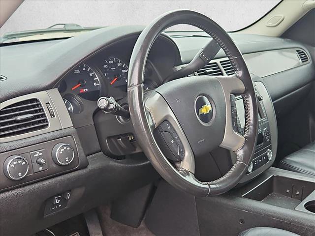 Used 2011 Chevrolet Suburban LT image 8