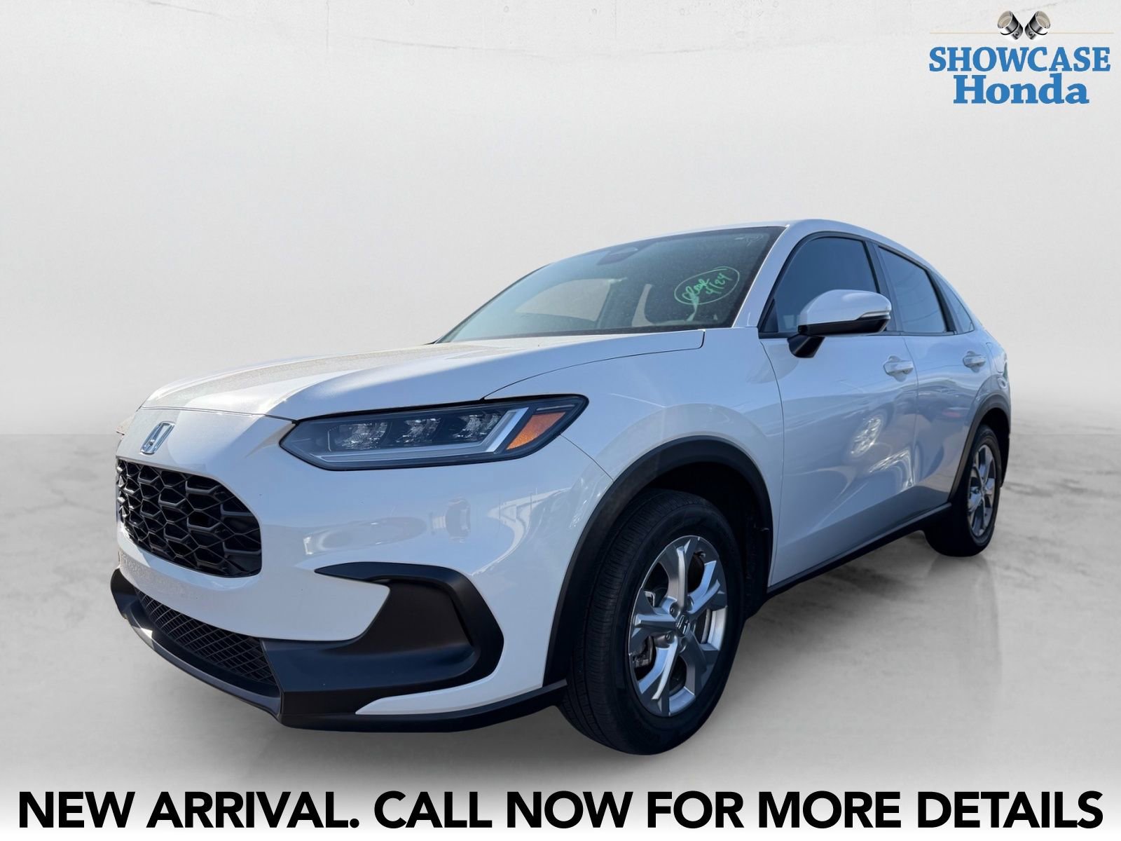 Used 2024 Honda HR-V LX image 2