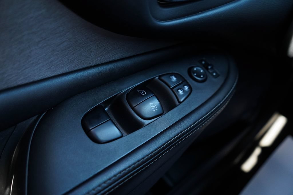 Used 2019 Nissan Murano S AWD/4WD image 30
