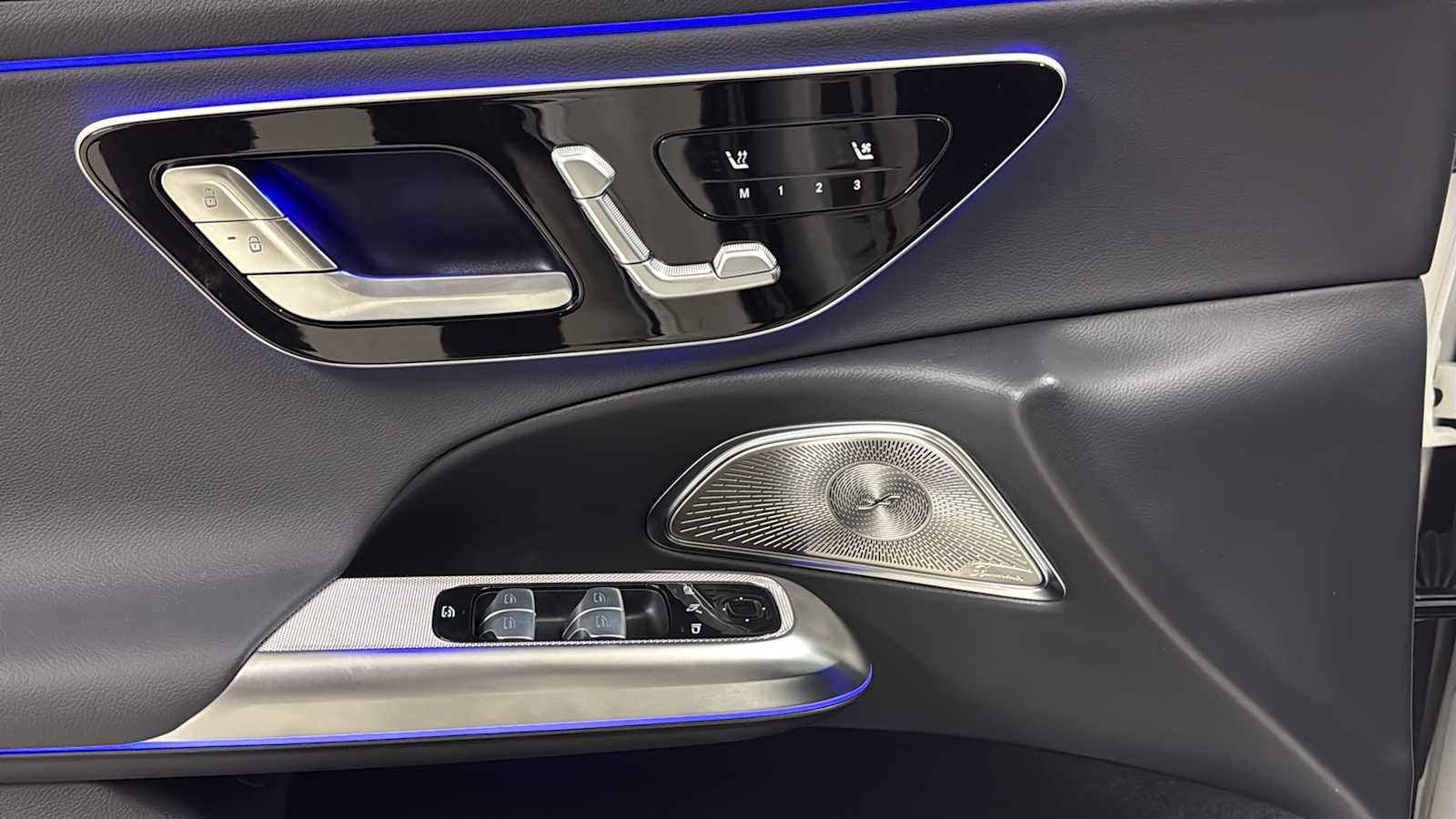 New 2027 Mercedes-Benz E 450 4MATIC Sedan image 16