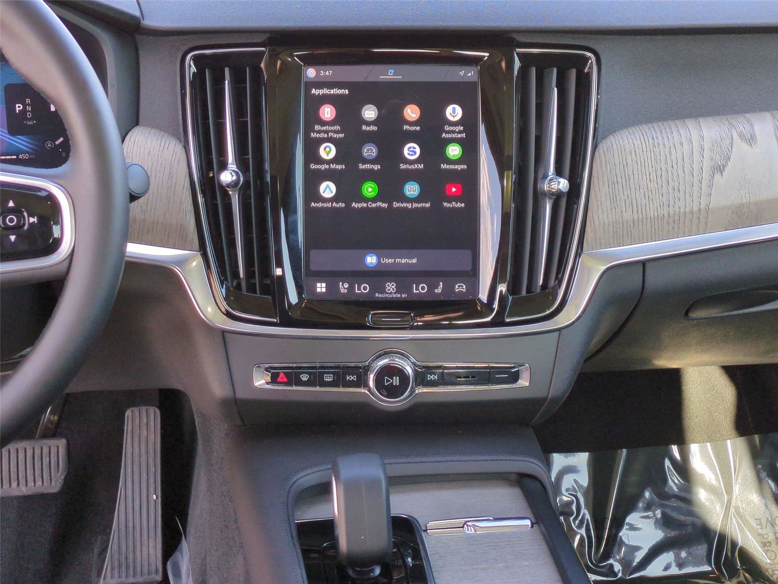 Used 2025 Volvo S90 B6 Plus image 15