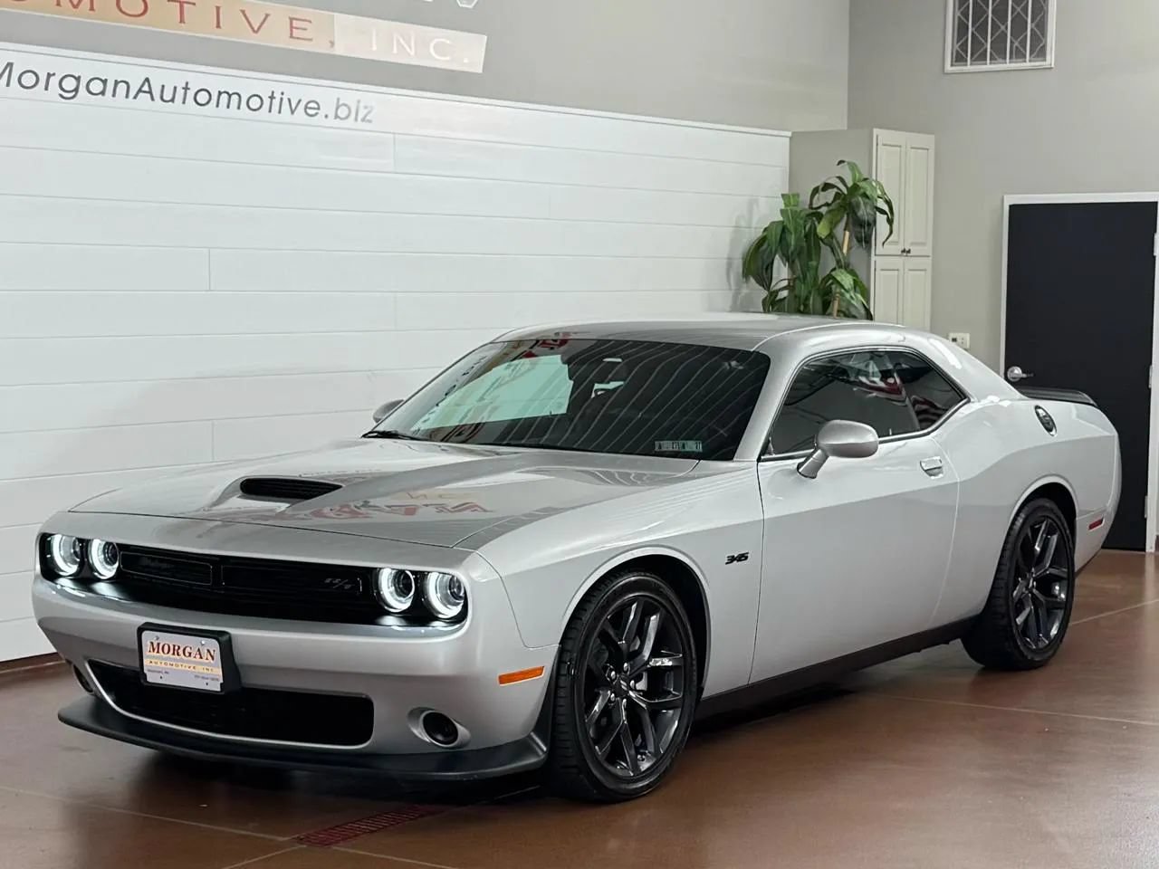 Used 2023 Dodge Challenger R/T w/ Blacktop Package RWD image 7