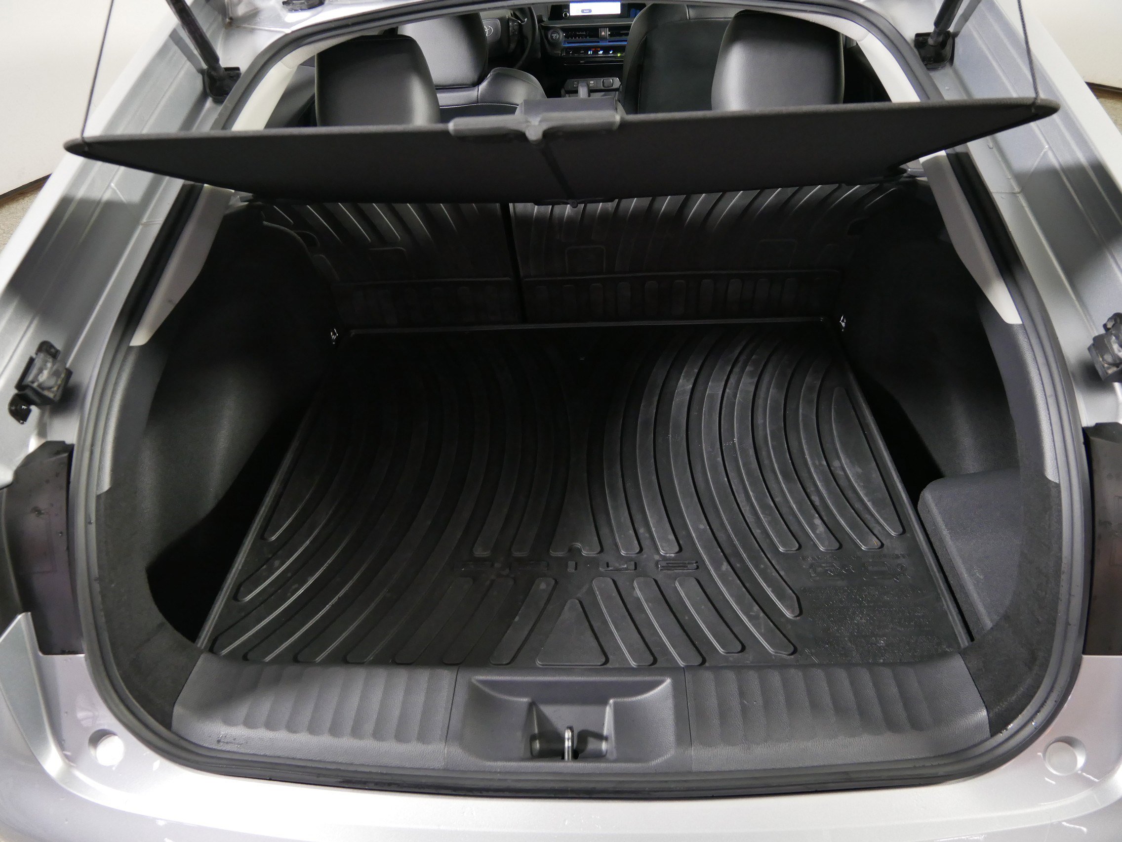 Used 2024 Toyota Prius XLE image 18