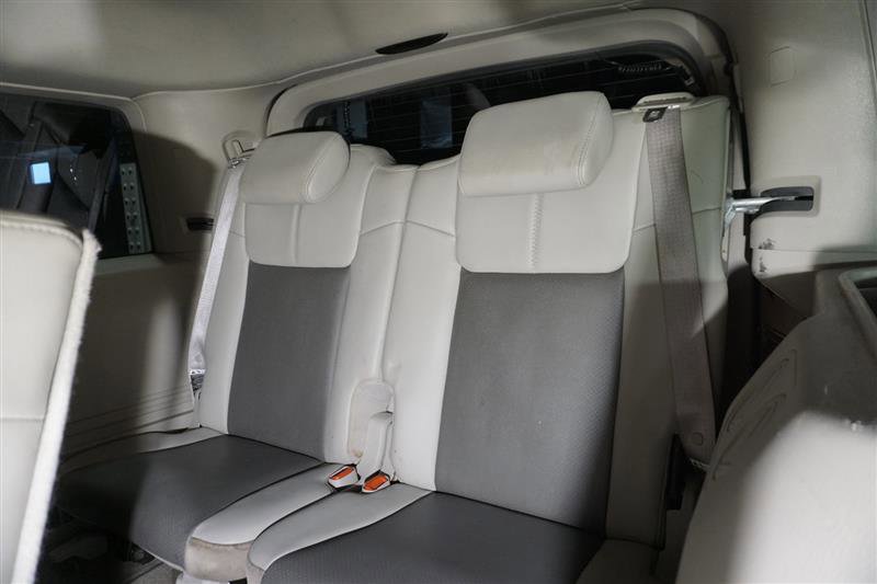 Used 2006 Jeep Commander Limited image 18