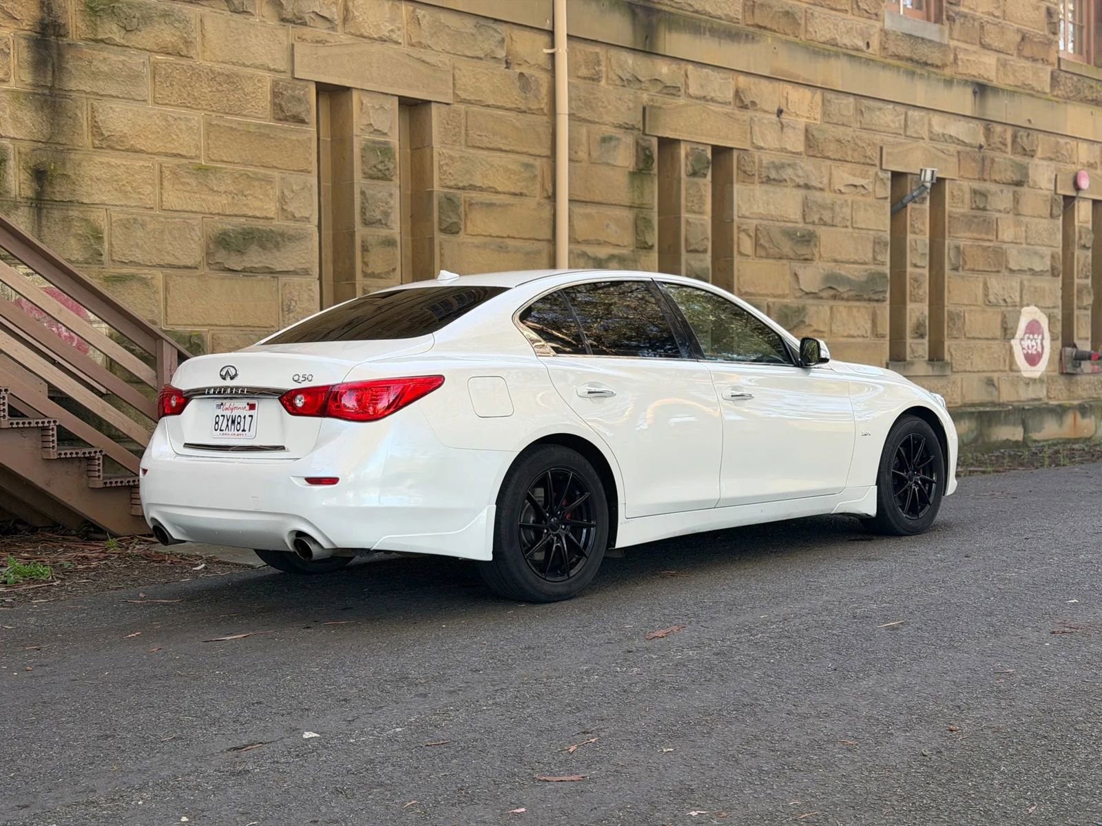 Used 2017 INFINITI Q50 Premium w/ 2.0T Premium Plus Package image 4
