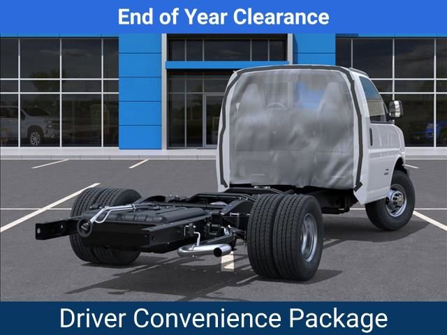 New 2025 Chevrolet Express 4500 w/ Power Convenience Package image 4