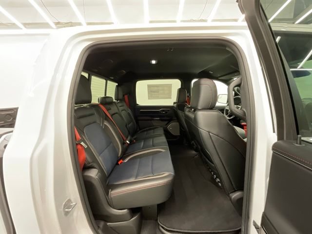 New 2026 RAM 1500 Laramie AWD/4WD image 26