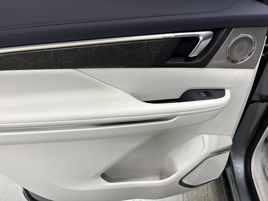 New 2027 Buick Enclave Avenir AWD/4WD image 33