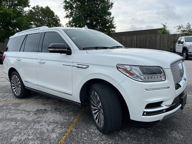 Used 2020 Lincoln Navigator Reserve w/ Luxury Package AWD/4WD image 8