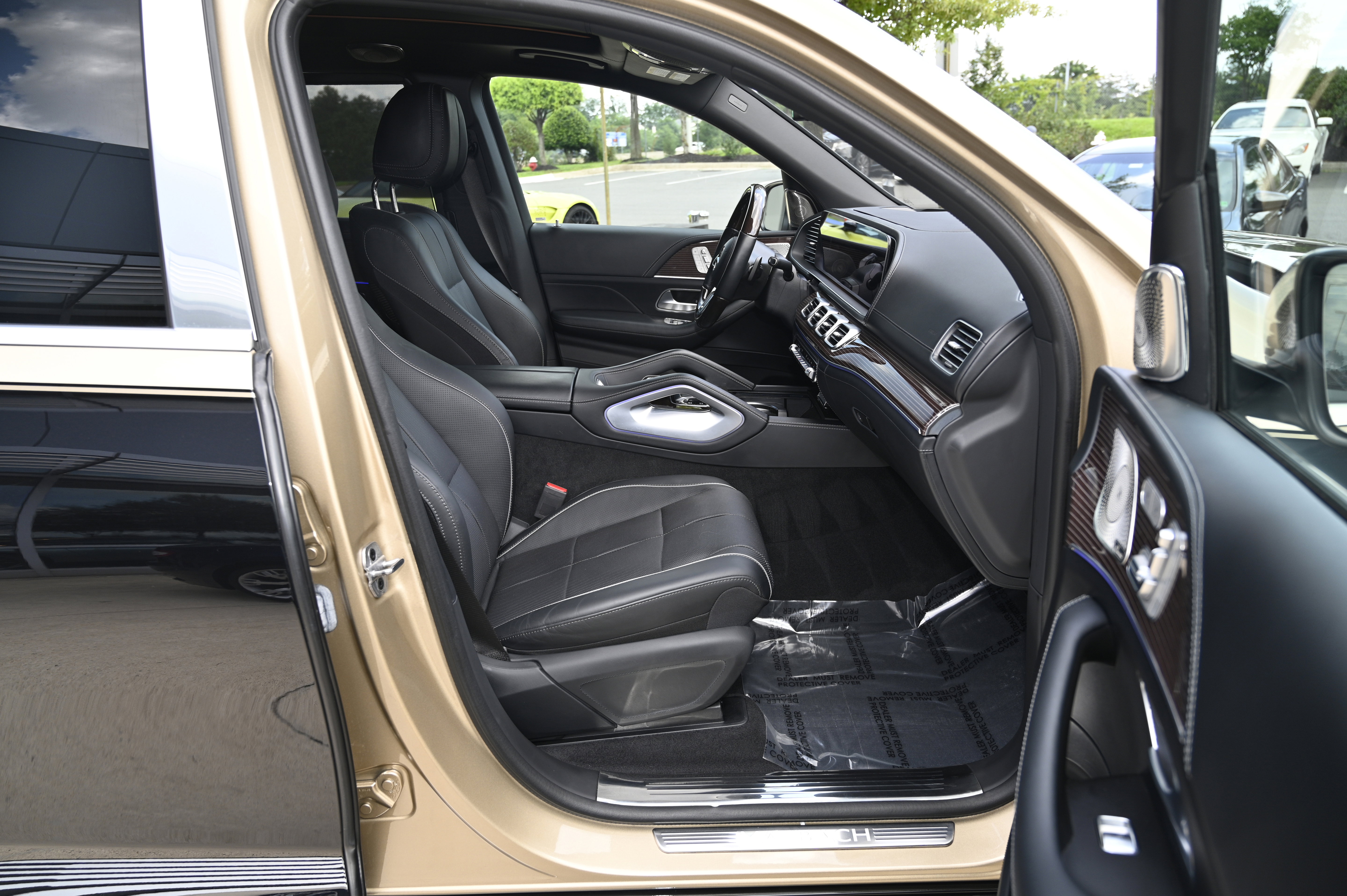 Used 2023 Mercedes-Benz Maybach GLS 600 4MATIC image 62