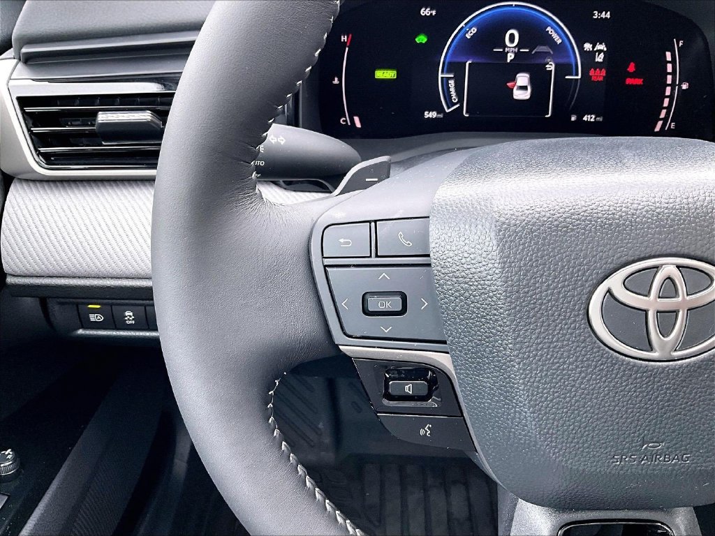 Used 2026 Toyota Camry SE w/ Convenience Package AWD/4WD image 23