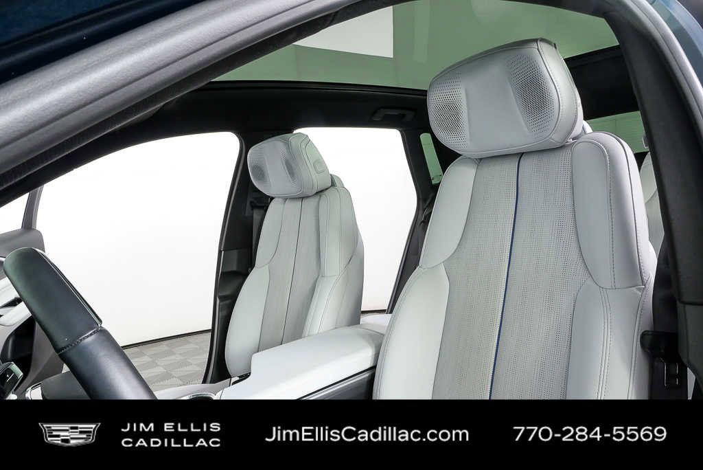 Certified 2024 Cadillac Lyriq Sport image 5