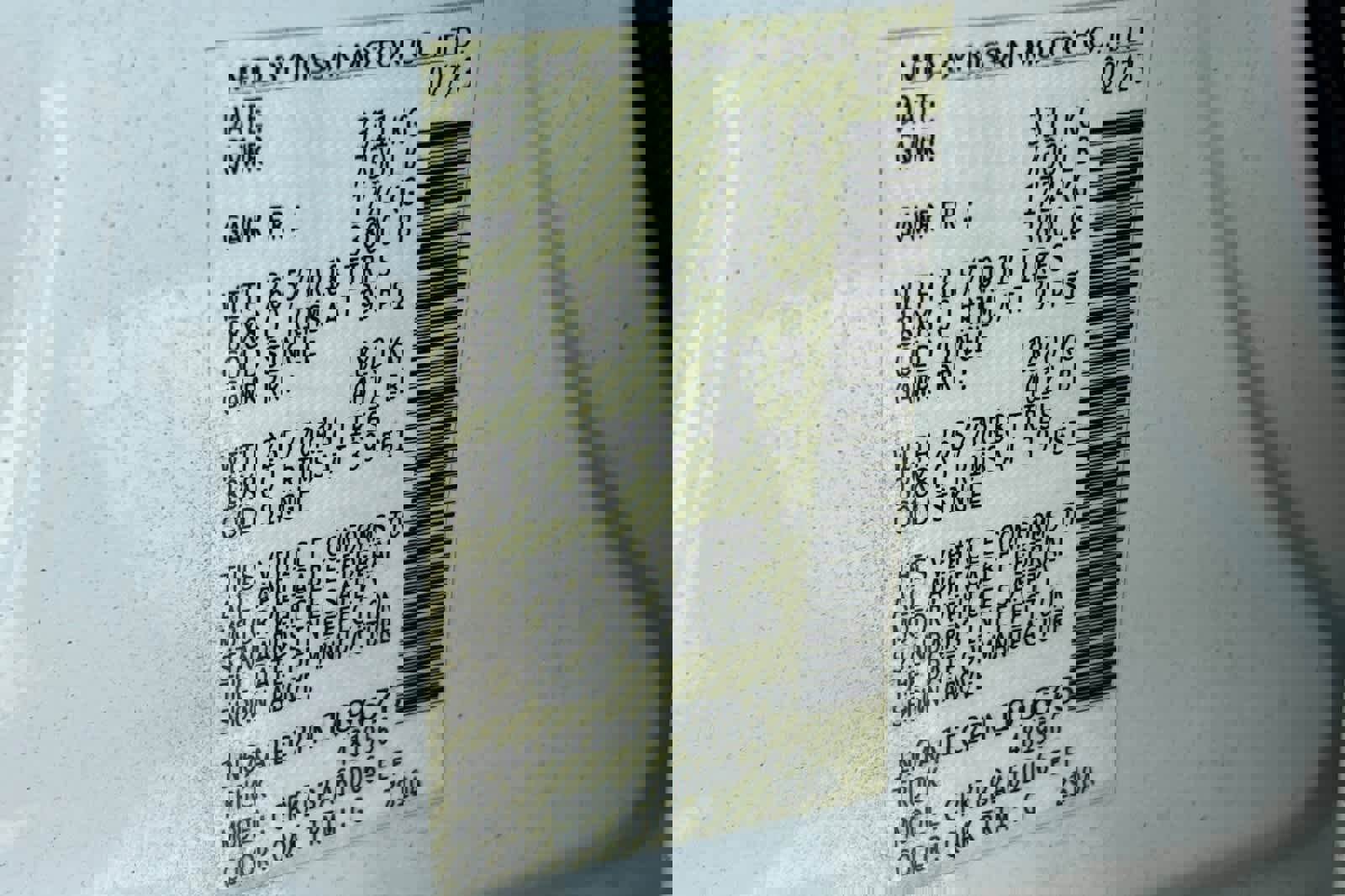 Used 2023 Nissan Titan SV image 30