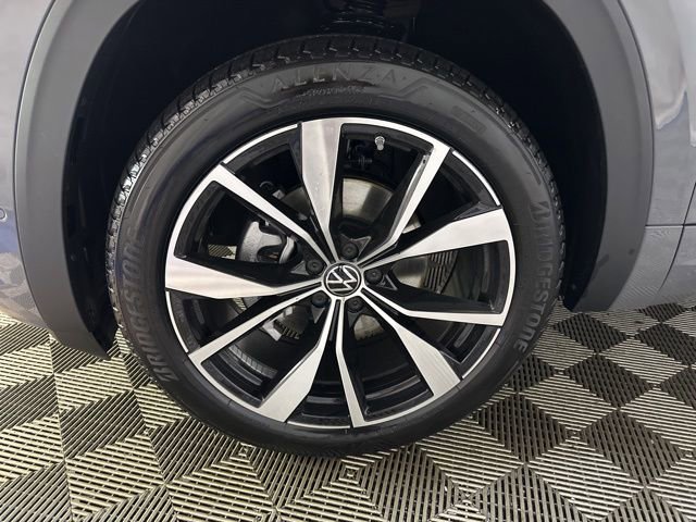 New 2026 Volkswagen Atlas SEL Premium R-Line image 10